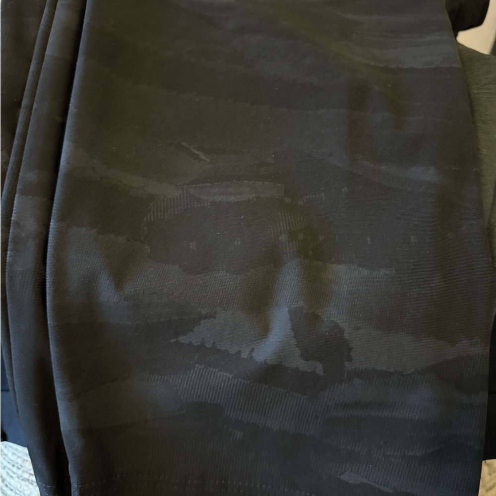 Lululemon athletics black & grey camo - Size 38.